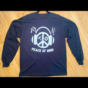 Graphic T-shirt Long Sleeve Peace Of Mind Pray For Peace